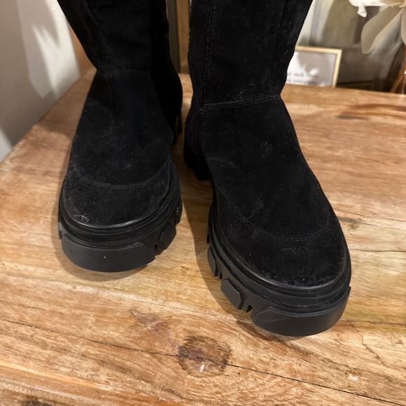 FARM Rio Black Boots with Multicolor Pattern - Picture 4 of 5